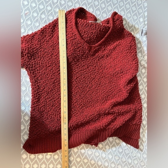 Impressions Burgundy Hooded Popcorn Knit Tunic, Women’s Size S/M - Picture 10 of 11